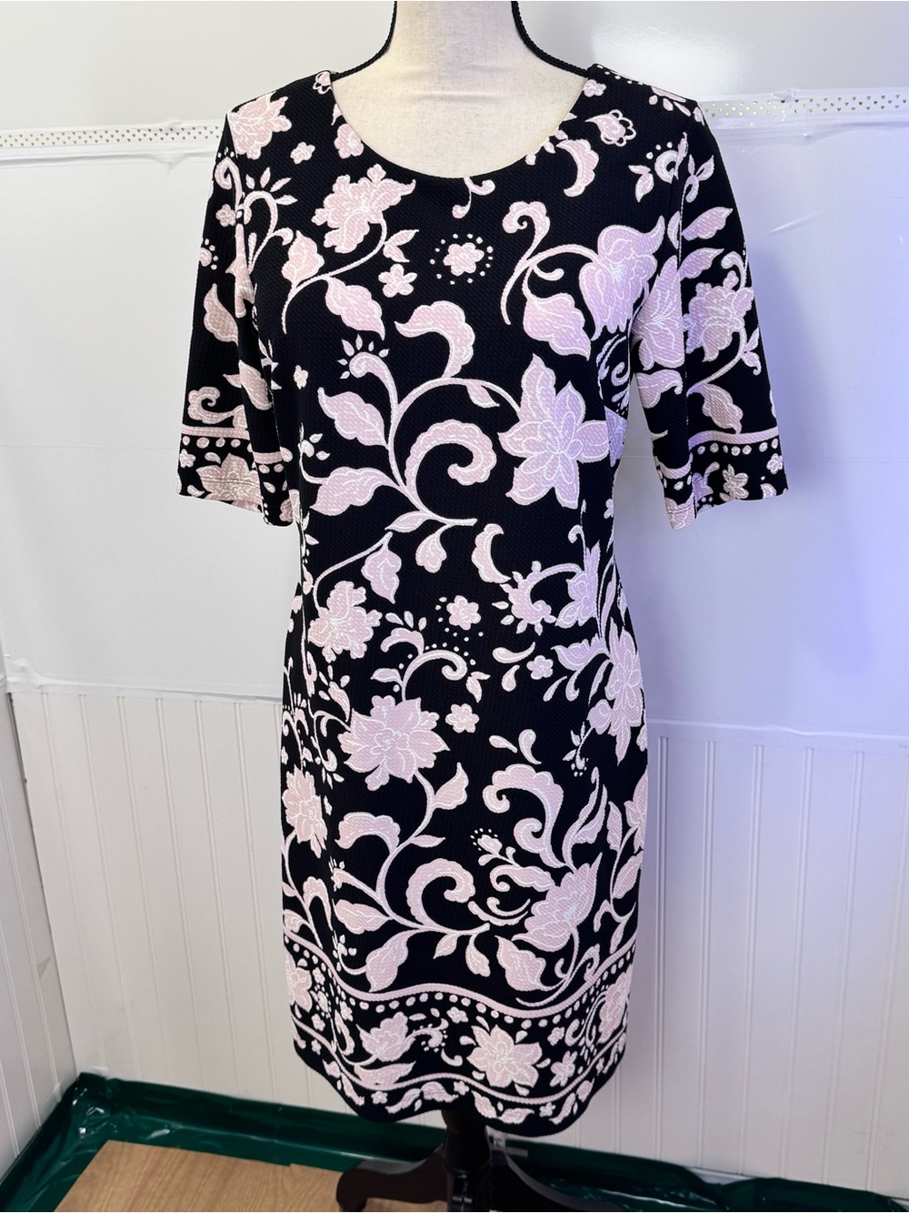 Madison Leigh Floral Embroidered Sheath Dress Black Blush Size 12